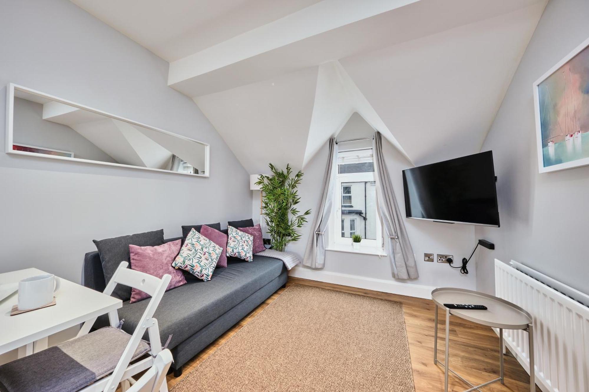 3 Princess Green - Portrush By The Sea Екстер'єр фото